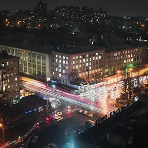 Cozy In A New Building Close To The Downtown Киев