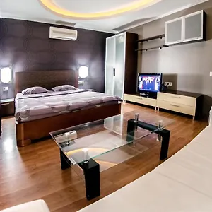 Hotrent Pechersk Lesy 20/22 Киев
